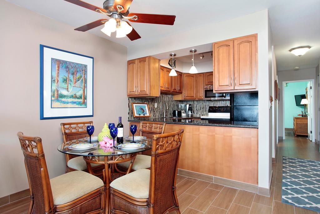 Noelani Condominium Resort Lahaina Luaran gambar